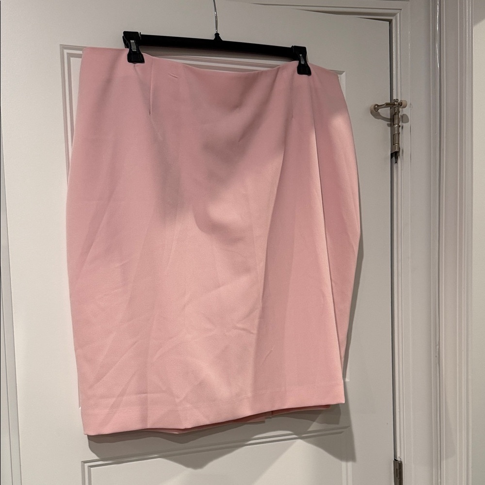 Kasper Soft Pink Pencil Skirt